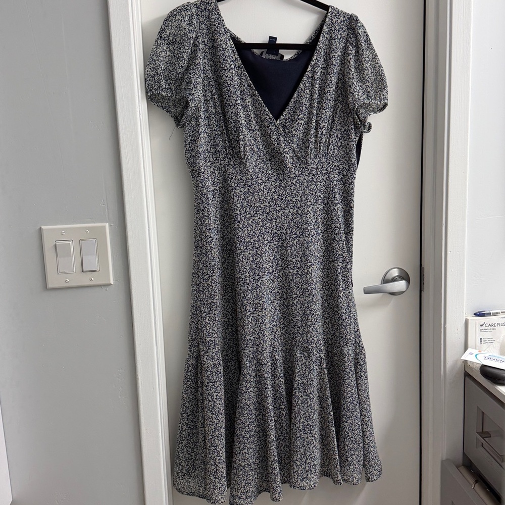 Chaps Navy Beige Floral Ditsy Drop Waist Swing Dress